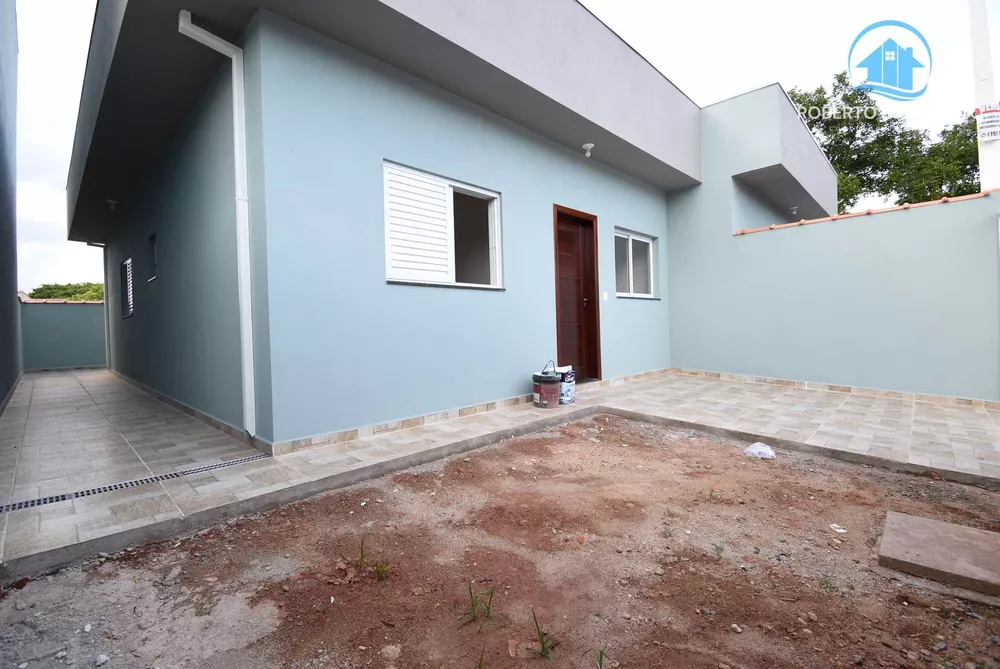 Casa à venda com 2 quartos, 65m² - Foto 3