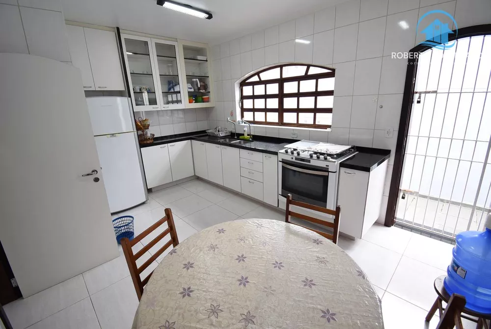 Casa, 3 quartos, 264 m² - Foto 10