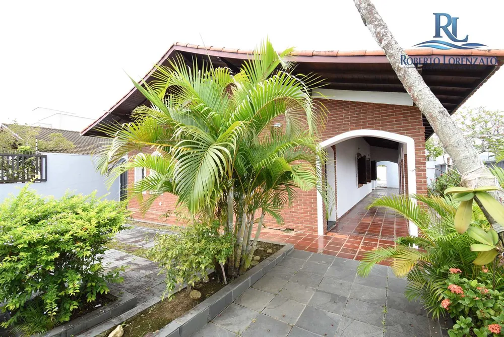 Casa, 3 quartos, 264 m² - Foto 1