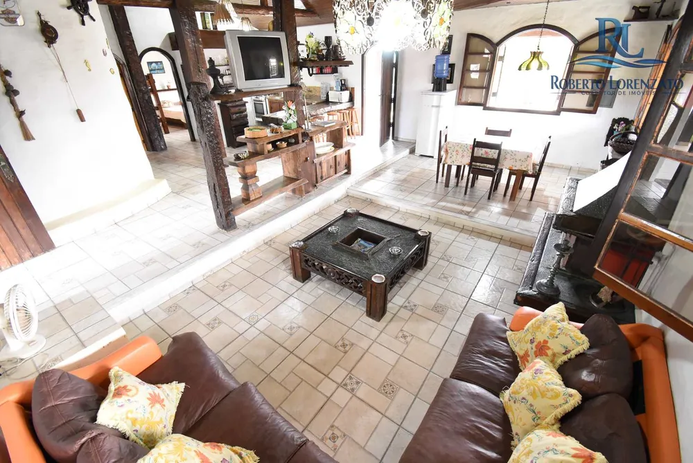 Casa, 3 quartos, 223 m² - Foto 6