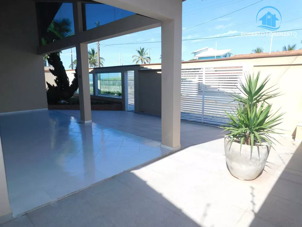 Casa à venda com 4 quartos, 260m² - Foto 3