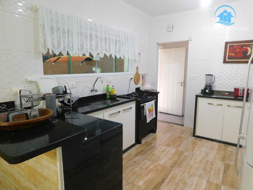 Casa, 4 quartos, 260 m² - Foto 4