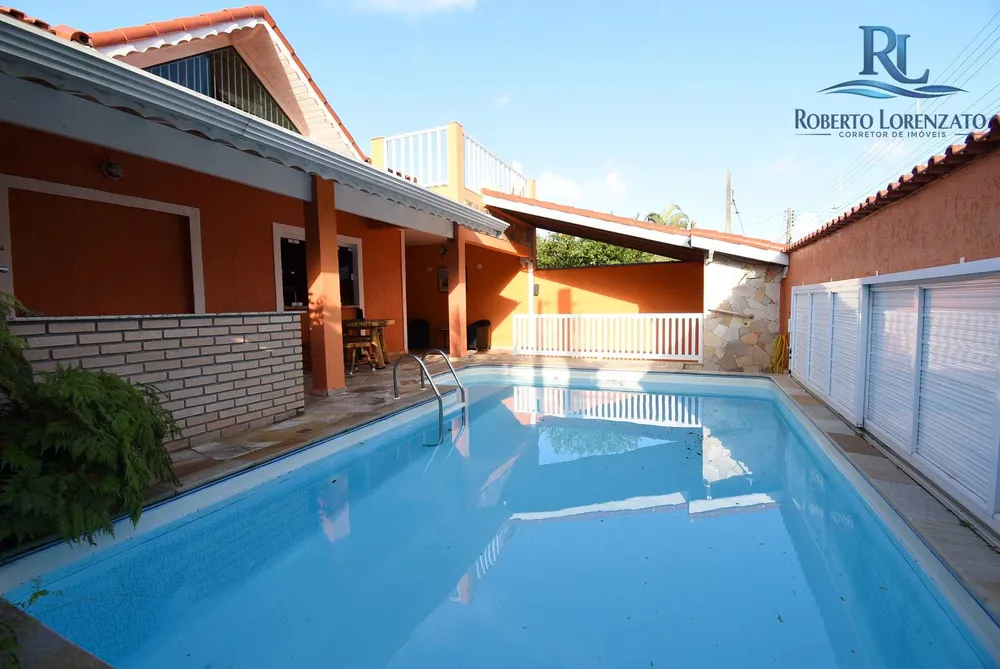 Casa, 6 quartos, 177 m² - Foto 2