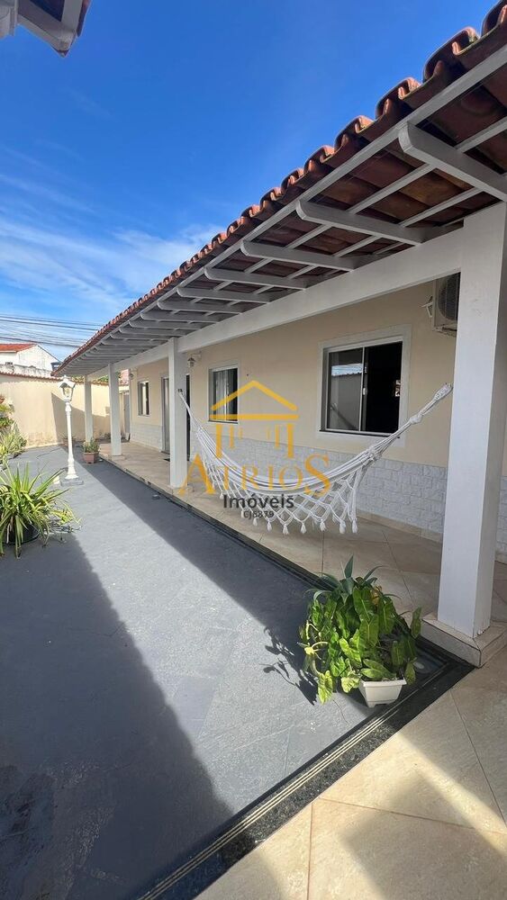 Casa à venda com 3 quartos, 159m² - Foto 2