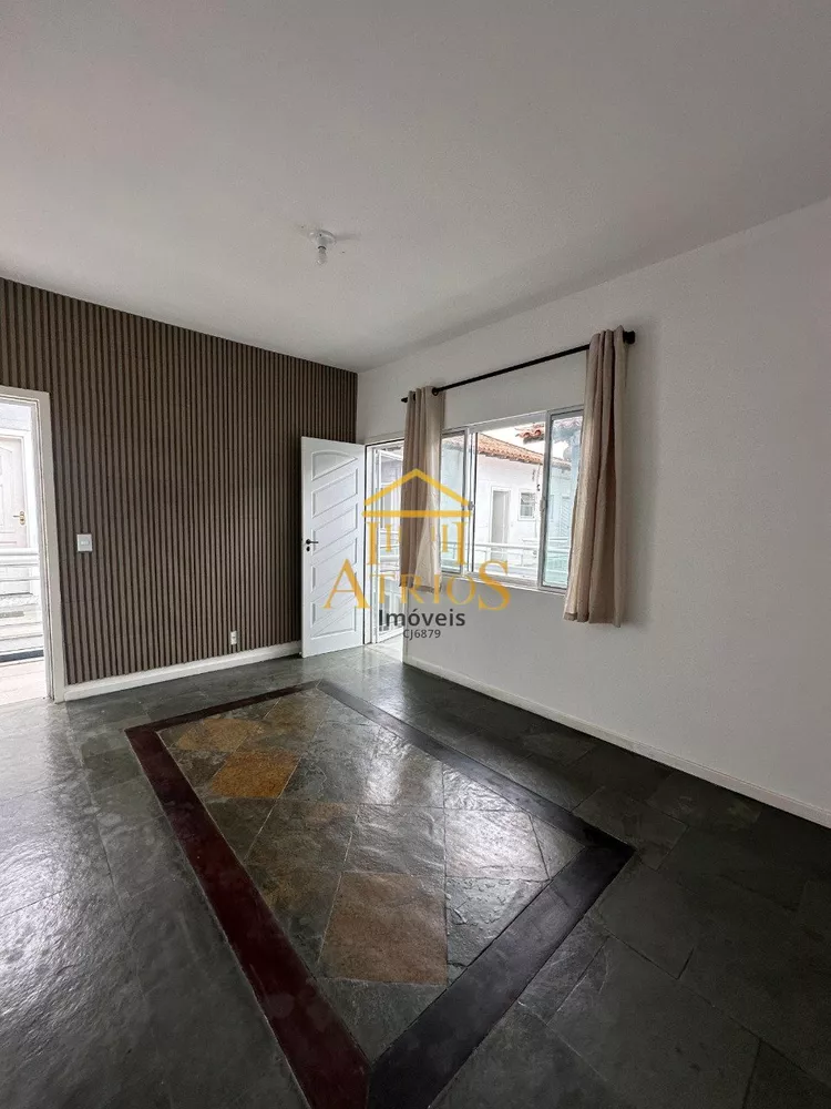 Apartamento à venda com 2 quartos, 70m² - Foto 4