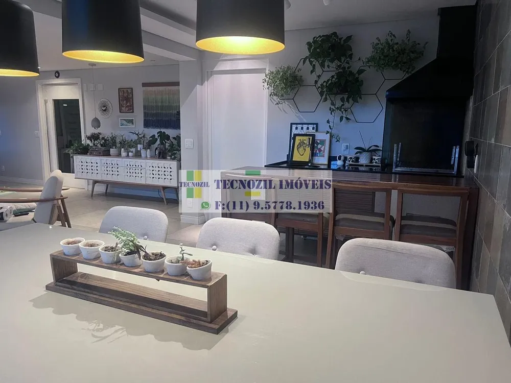 Apartamento, 3 quartos, 156 m² - Foto 1