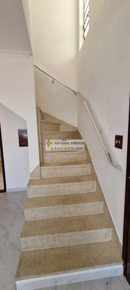 Sobrado, 3 quartos, 231 m² - Foto 2