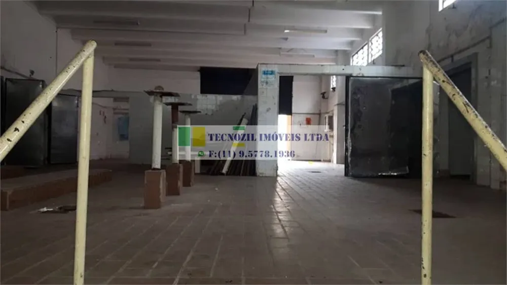 Depósito-Galpão, 856 m² - Foto 1