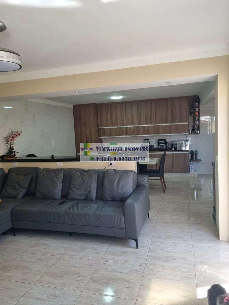 Sobrado, 3 quartos, 215 m² - Foto 3