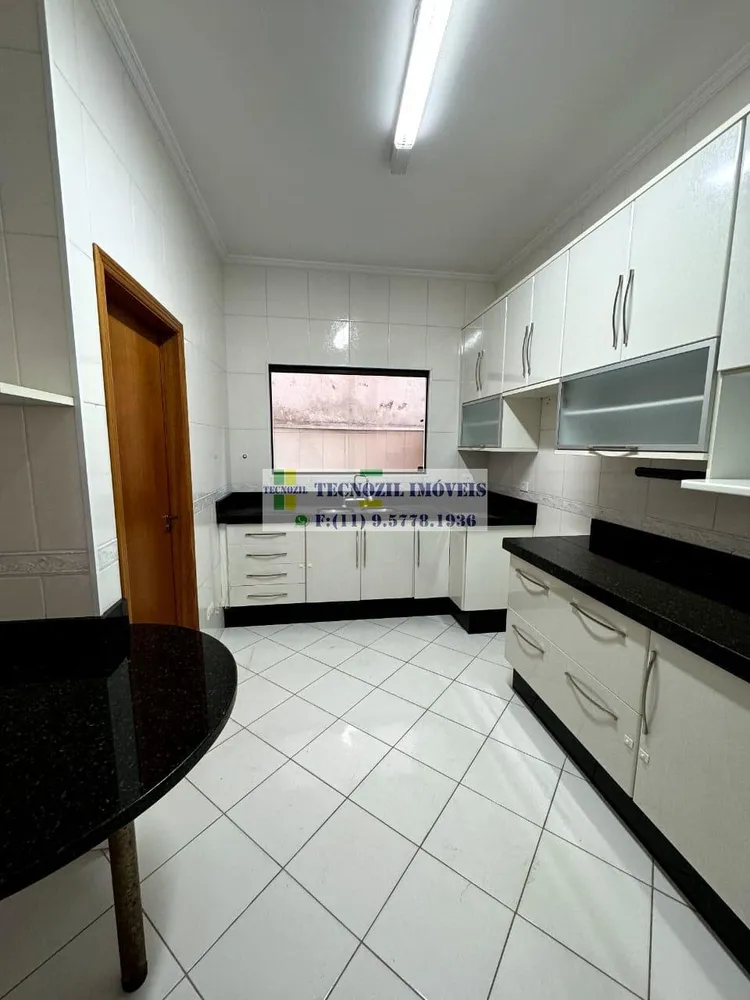 Casa, 3 quartos, 203 m² - Foto 3