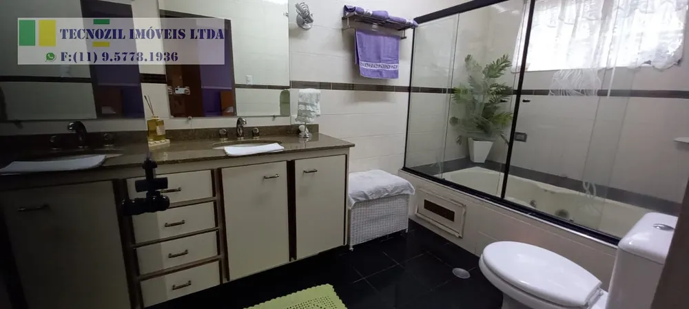 Sobrado, 3 quartos, 245 m² - Foto 2