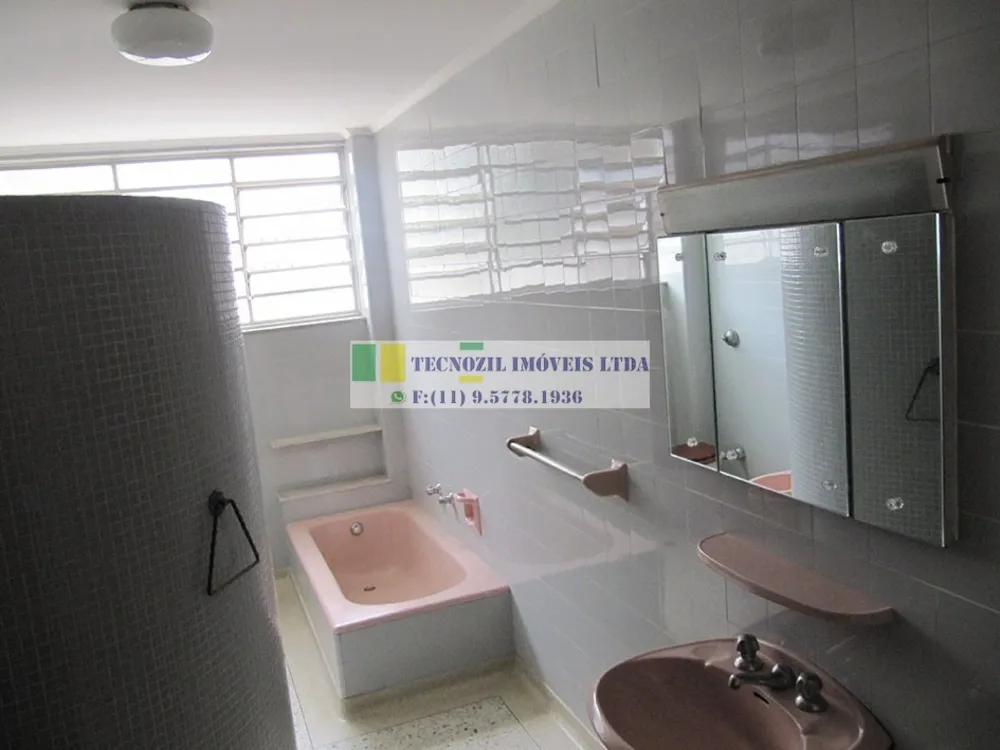 Sobrado, 8 quartos, 385 m² - Foto 4