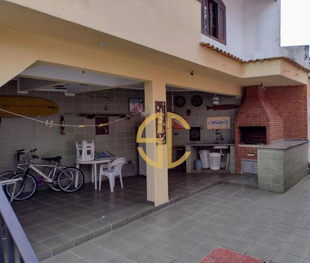 Sobrado, 5 quartos, 380 m² - Foto 1