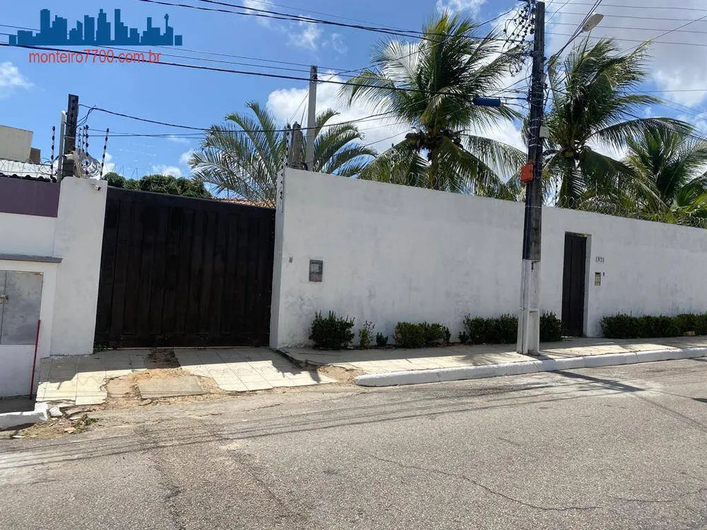 Casa, 7 quartos, 434 m² - Foto 2