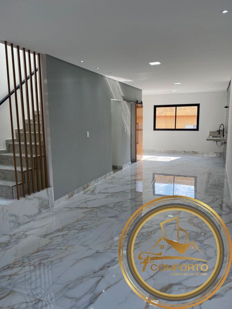 Sobrado à venda com 3 quartos, 140m² - Foto 2