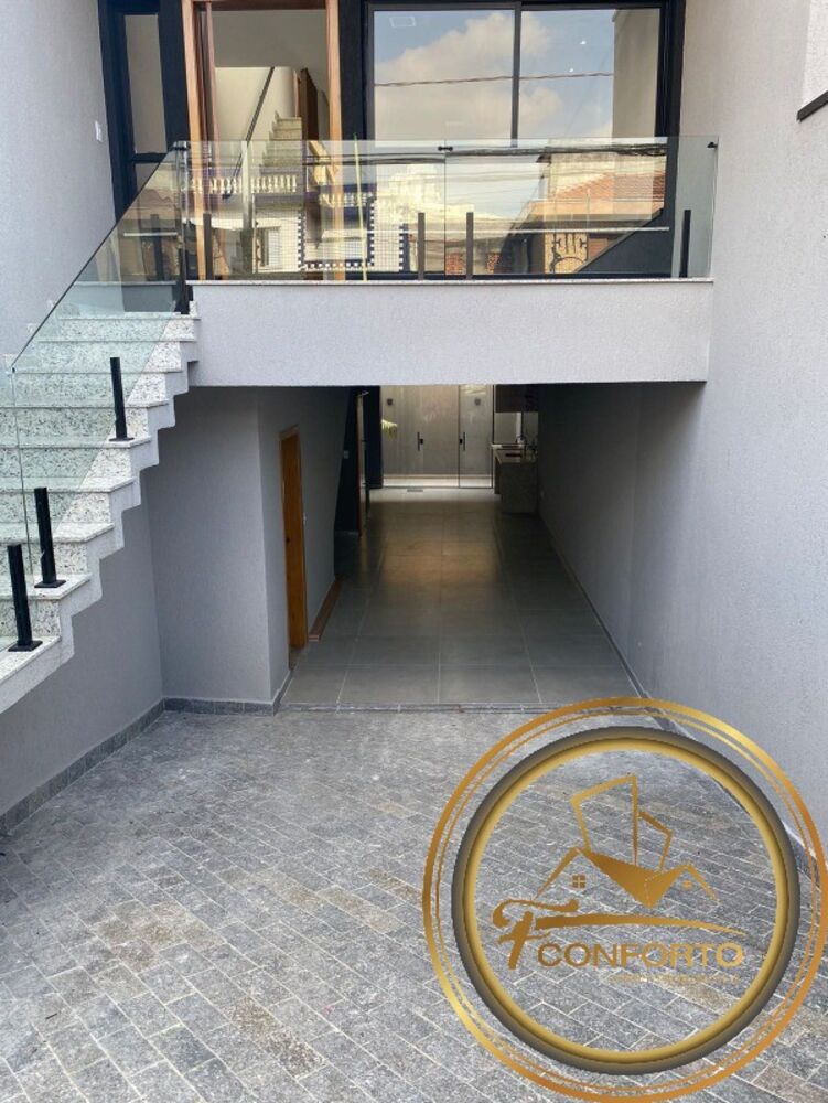 Sobrado à venda com 3 quartos, 140m² - Foto 1
