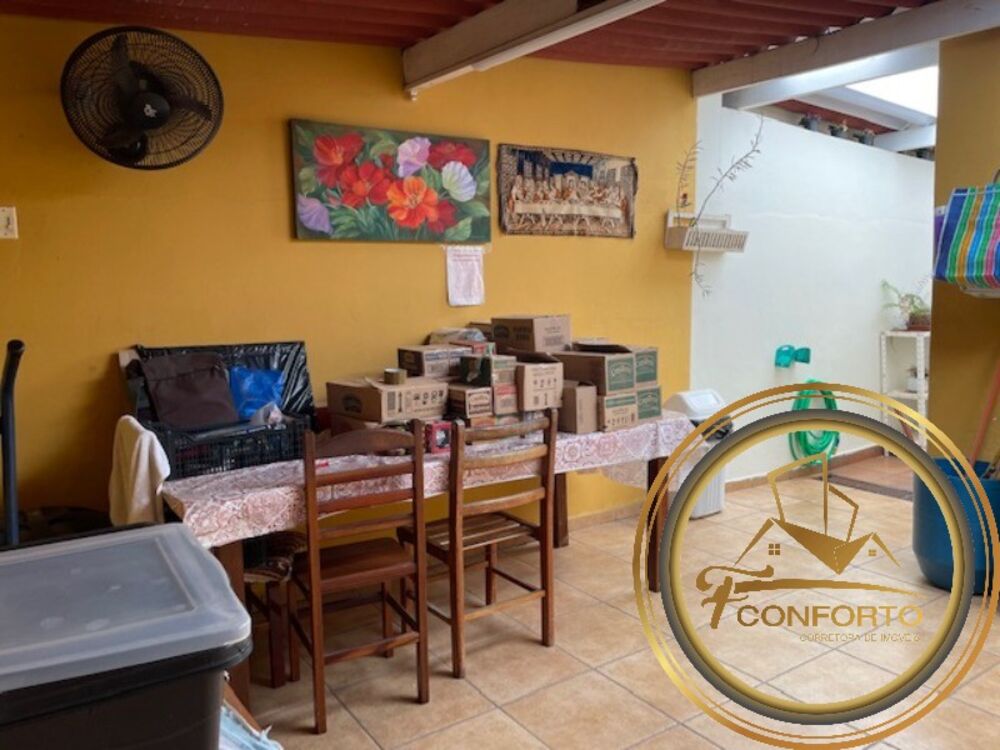 Casa, 3 quartos, 180 m² - Foto 2