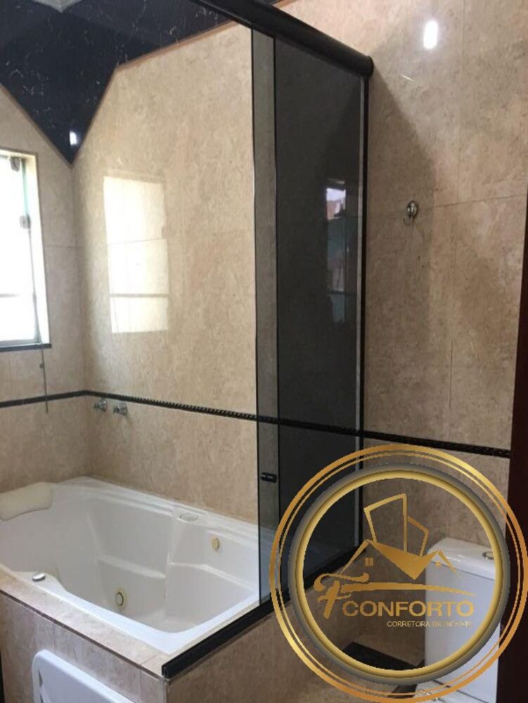 Sobrado, 3 quartos, 240 m² - Foto 1
