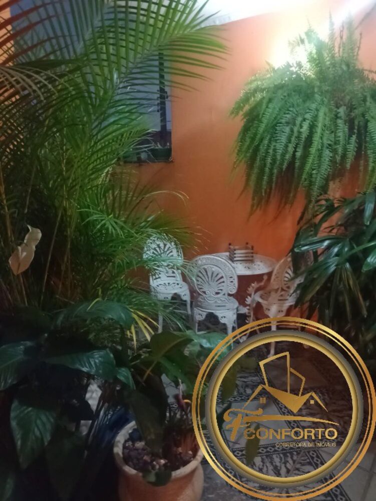 Casa à venda com 4 quartos, 351m² - Foto 11