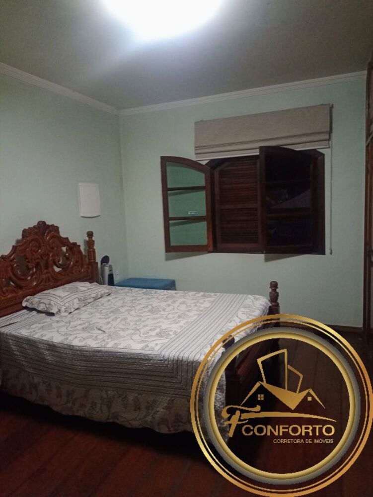 Casa à venda com 4 quartos, 351m² - Foto 32