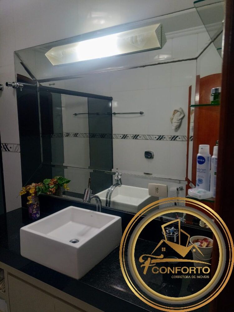 Casa à venda com 4 quartos, 351m² - Foto 29