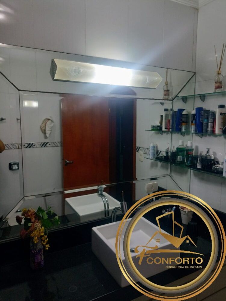 Casa à venda com 4 quartos, 351m² - Foto 31