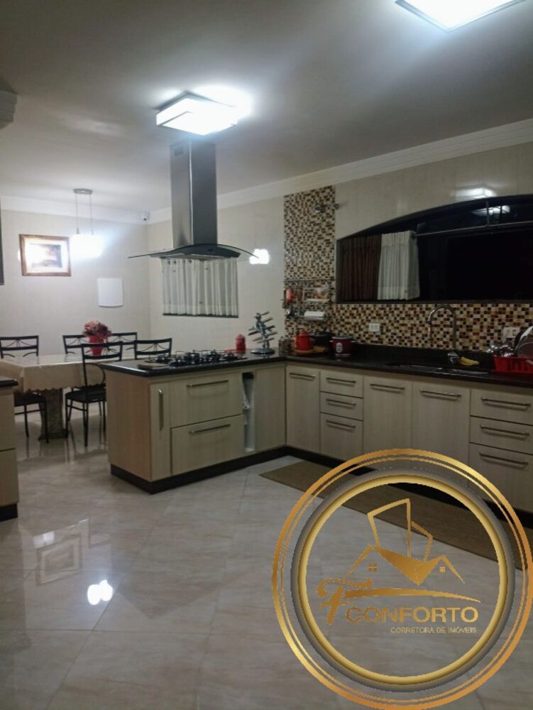 Casa à venda com 4 quartos, 351m² - Foto 16
