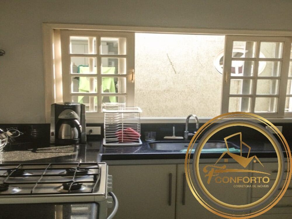 Casa, 3 quartos, 240 m² - Foto 12