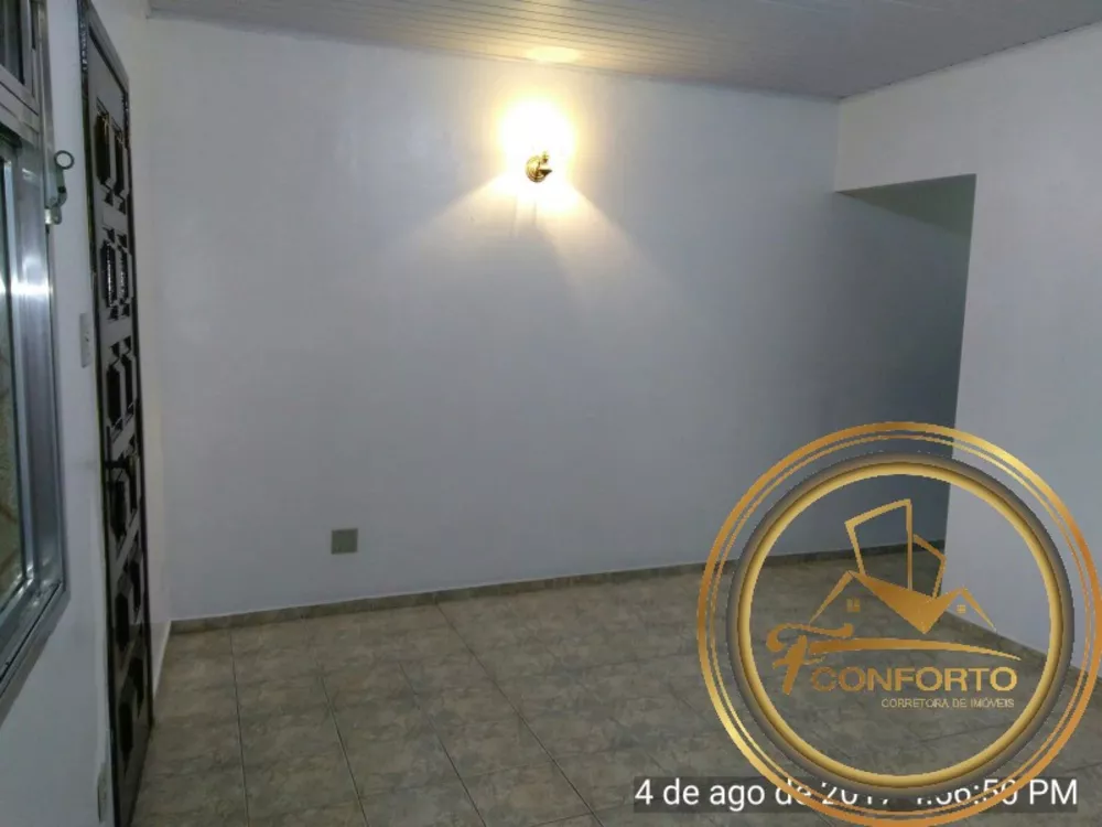 Casa à venda com 2 quartos, 215m² - Foto 1