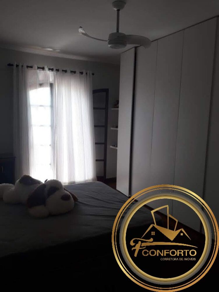 Sobrado à venda com 4 quartos, 200m² - Foto 7