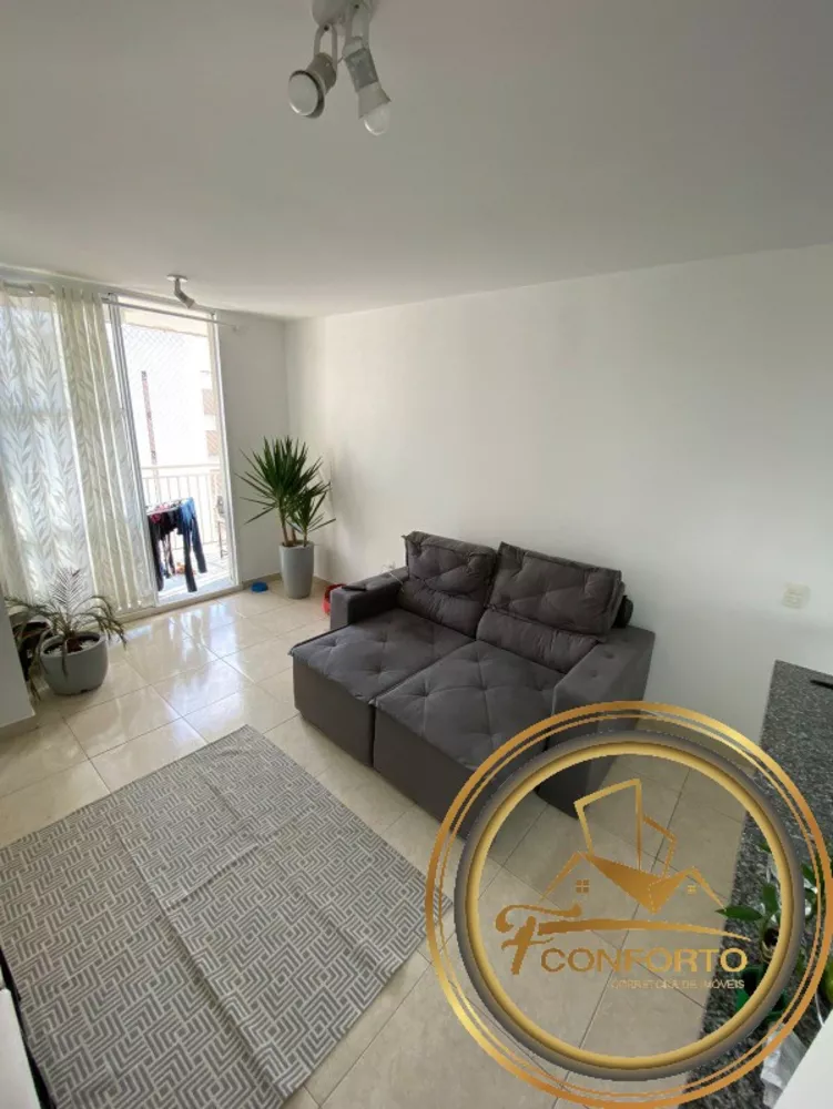 Apartamento à venda com 3 quartos, 60m² - Foto 2