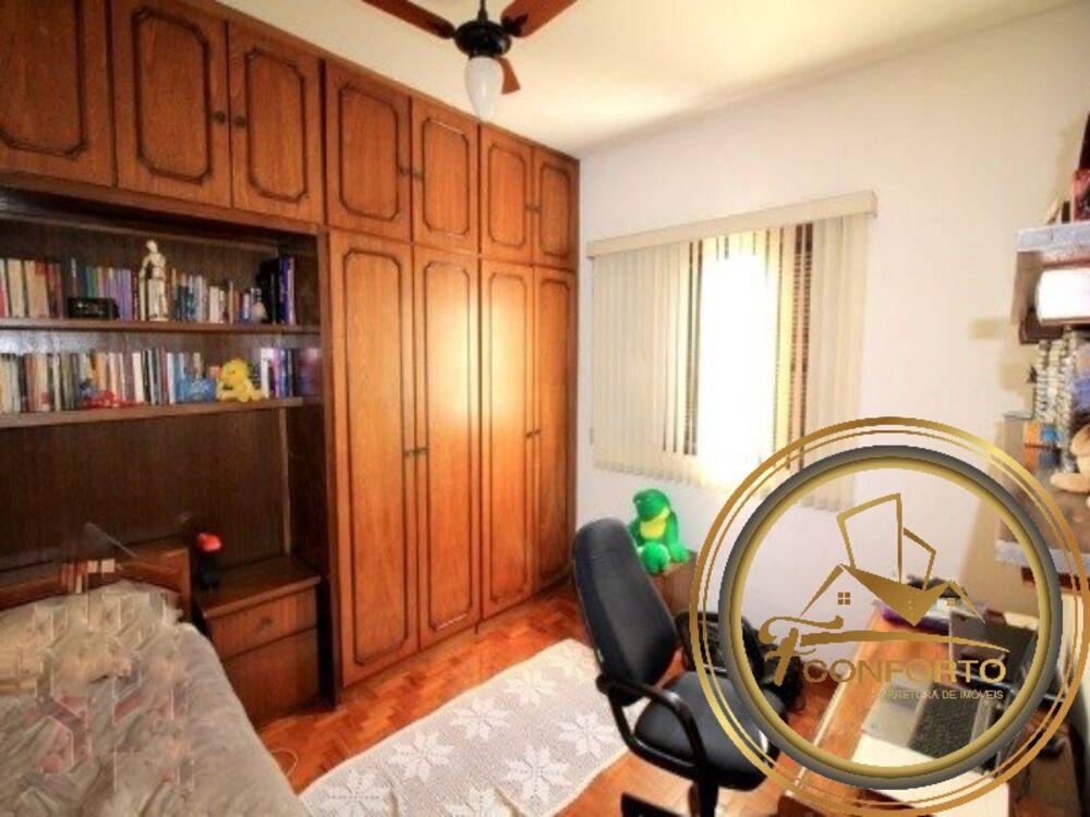 Casa, 3 quartos, 220 m² - Foto 1