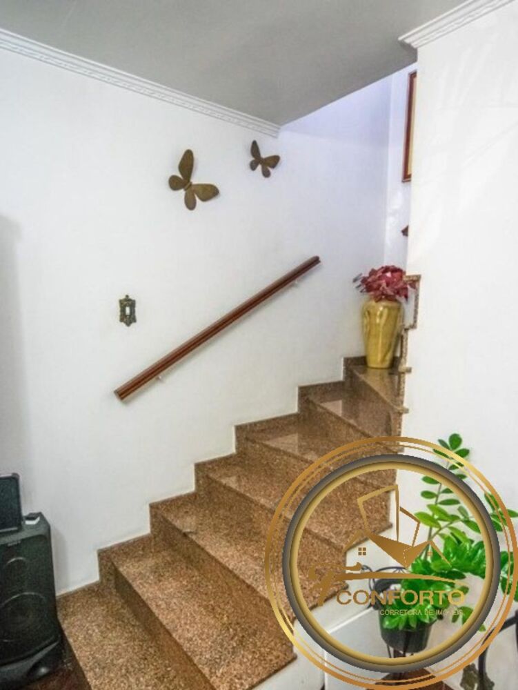 Sobrado, 3 quartos, 183 m² - Foto 2