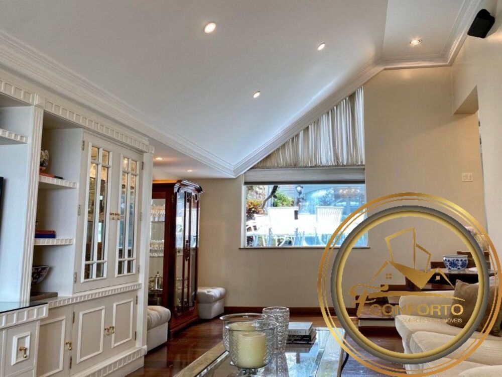 Sobrado, 3 quartos, 540 m² - Foto 1