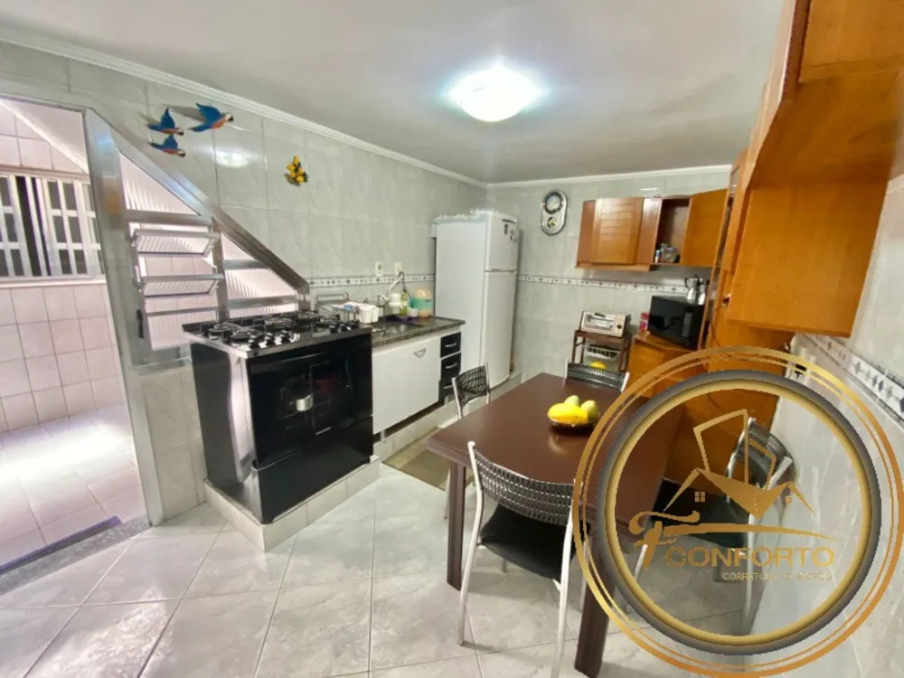 Casa, 3 quartos, 160 m² - Foto 2