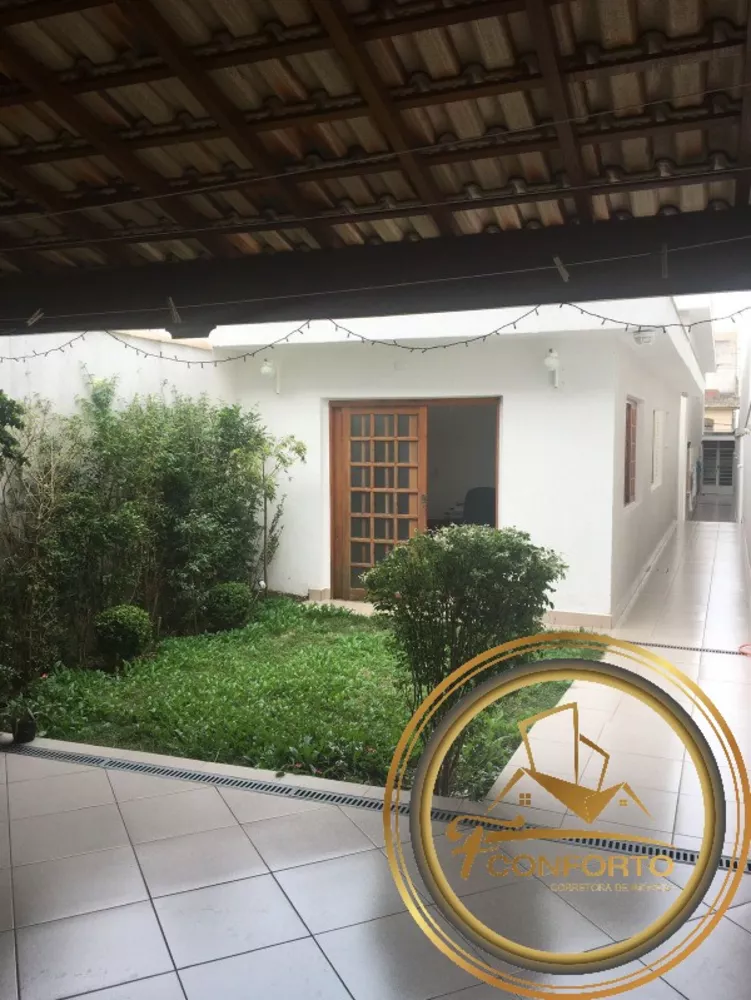 Sobrado à venda com 4 quartos, 300m² - Foto 1