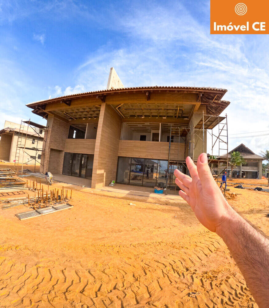 Casa à venda com 4 quartos, 140m² - Foto 2