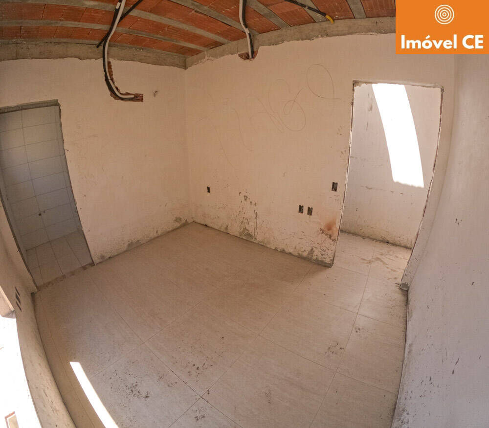 Casa à venda com 4 quartos, 116m² - Foto 2