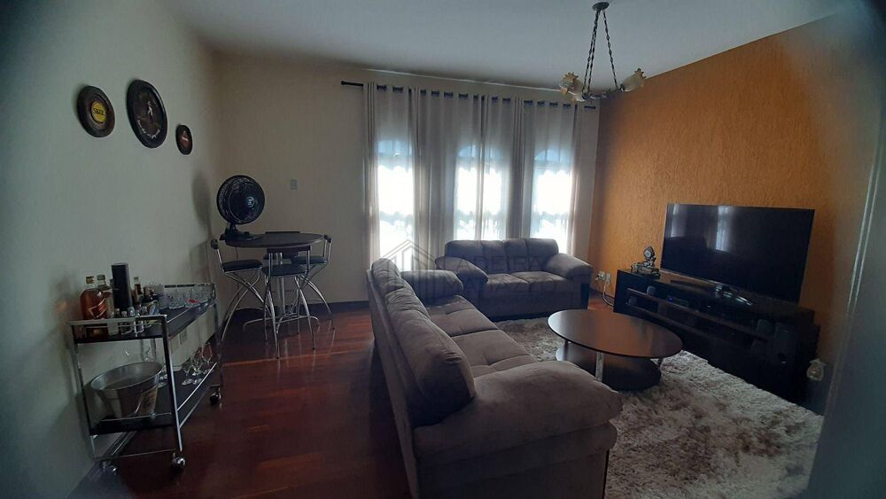 Casa, 4 quartos, 200 m² - Foto 1