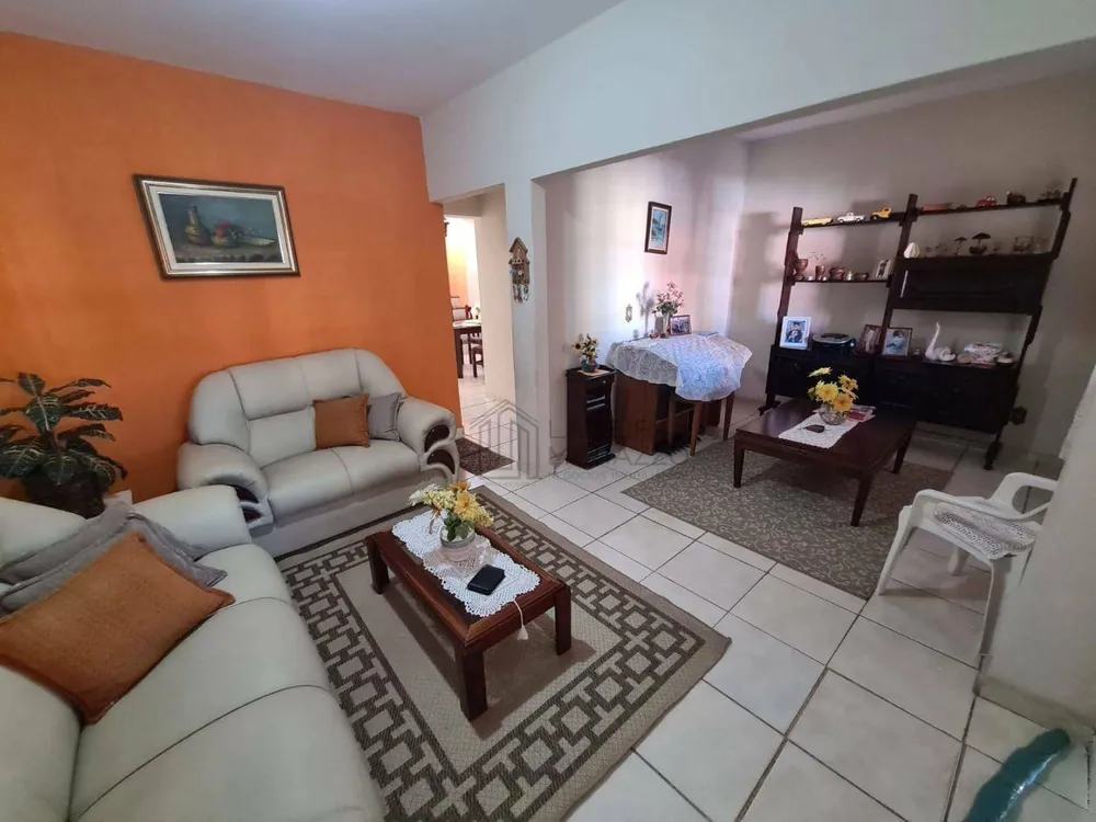 Casa, 3 quartos, 167 m² - Foto 2