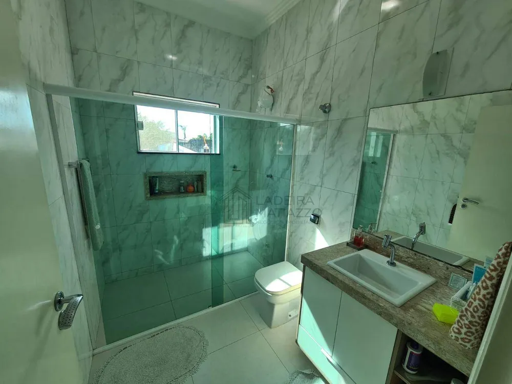Casa, 3 quartos, 250 m² - Foto 1
