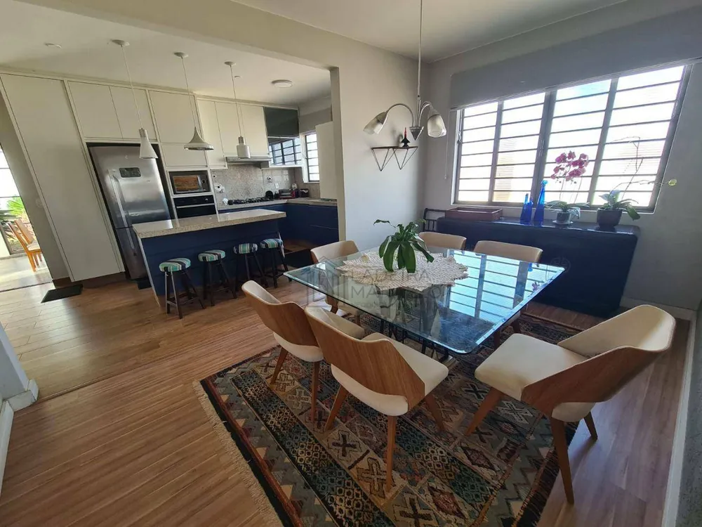 Casa, 3 quartos, 217 m² - Foto 2
