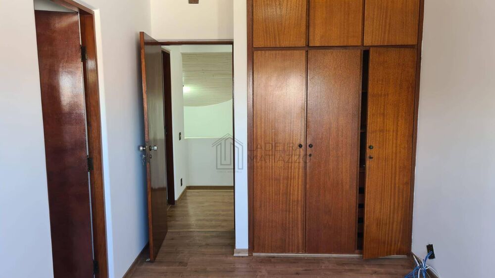 Sobrado à venda e aluguel com 4 quartos, 334m² - Foto 4