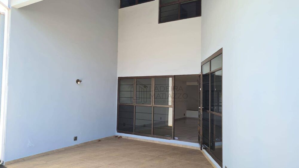 Sobrado à venda e aluguel com 4 quartos, 334m² - Foto 2
