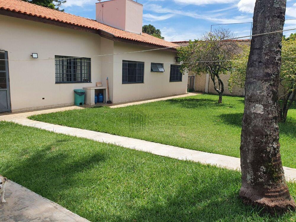 Casa, 3 quartos, 295 m² - Foto 1