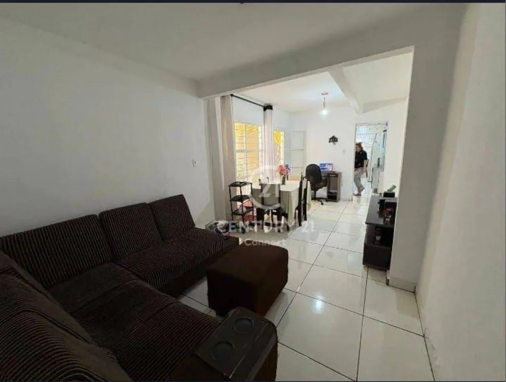 Casa, 2 quartos, 330 m² - Foto 11