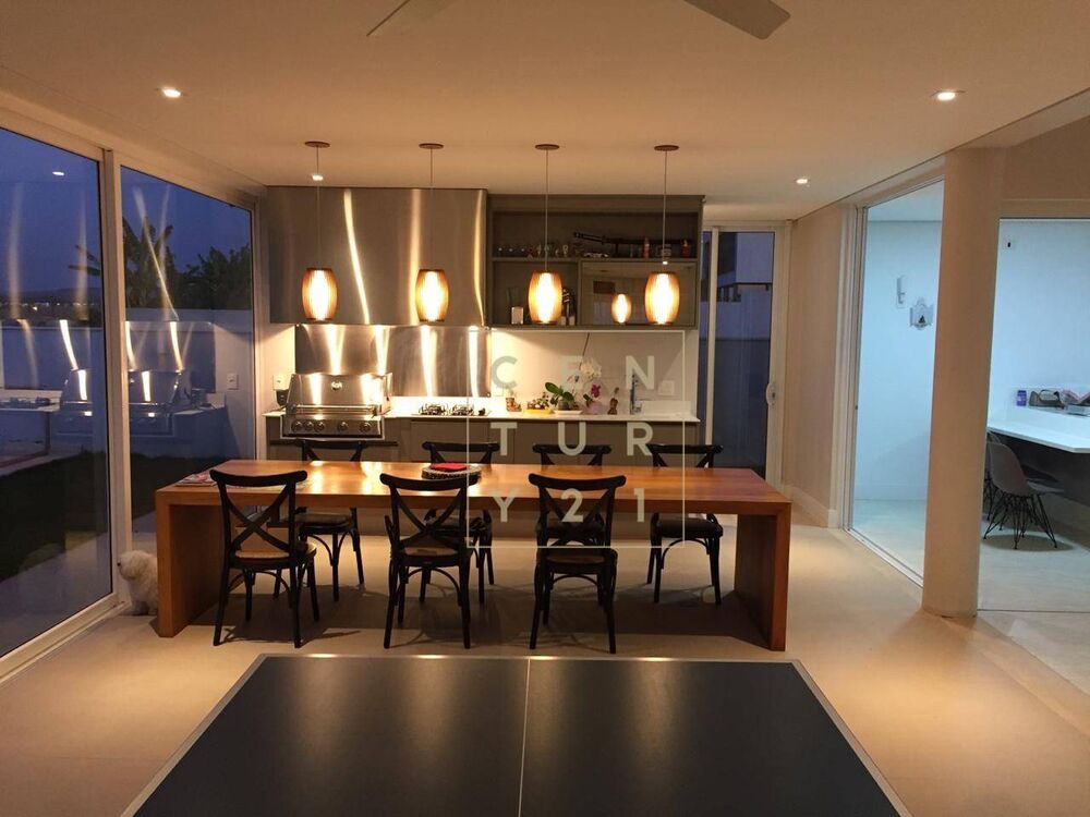 Casa de Condomínio à venda com 4 quartos, 540m² - Foto 2