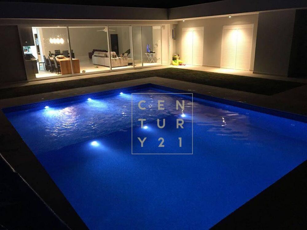 Casa de Condomínio à venda com 4 quartos, 540m² - Foto 3