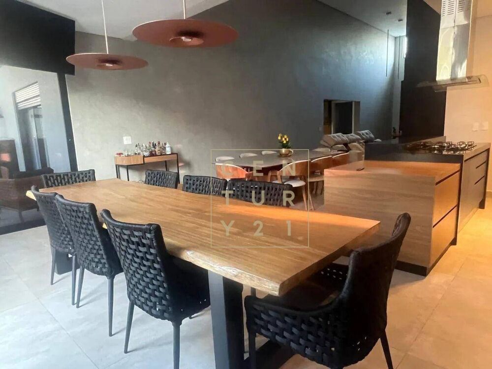 Casa de Condomínio à venda com 3 quartos, 225m² - Foto 4