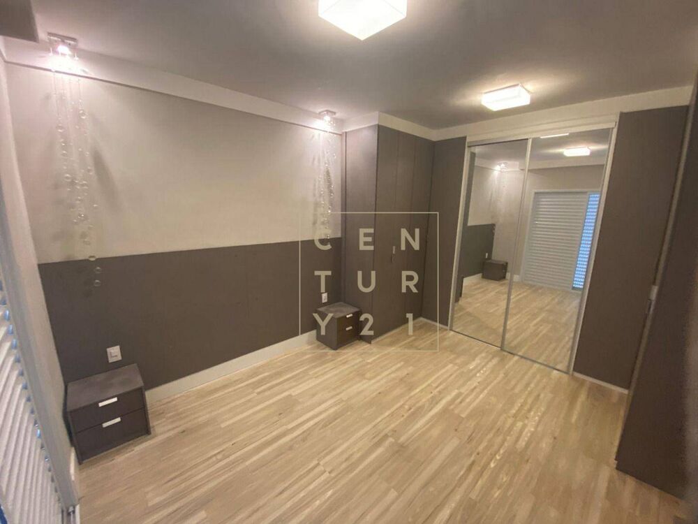Casa de Condomínio à venda com 4 quartos, 255m² - Foto 3